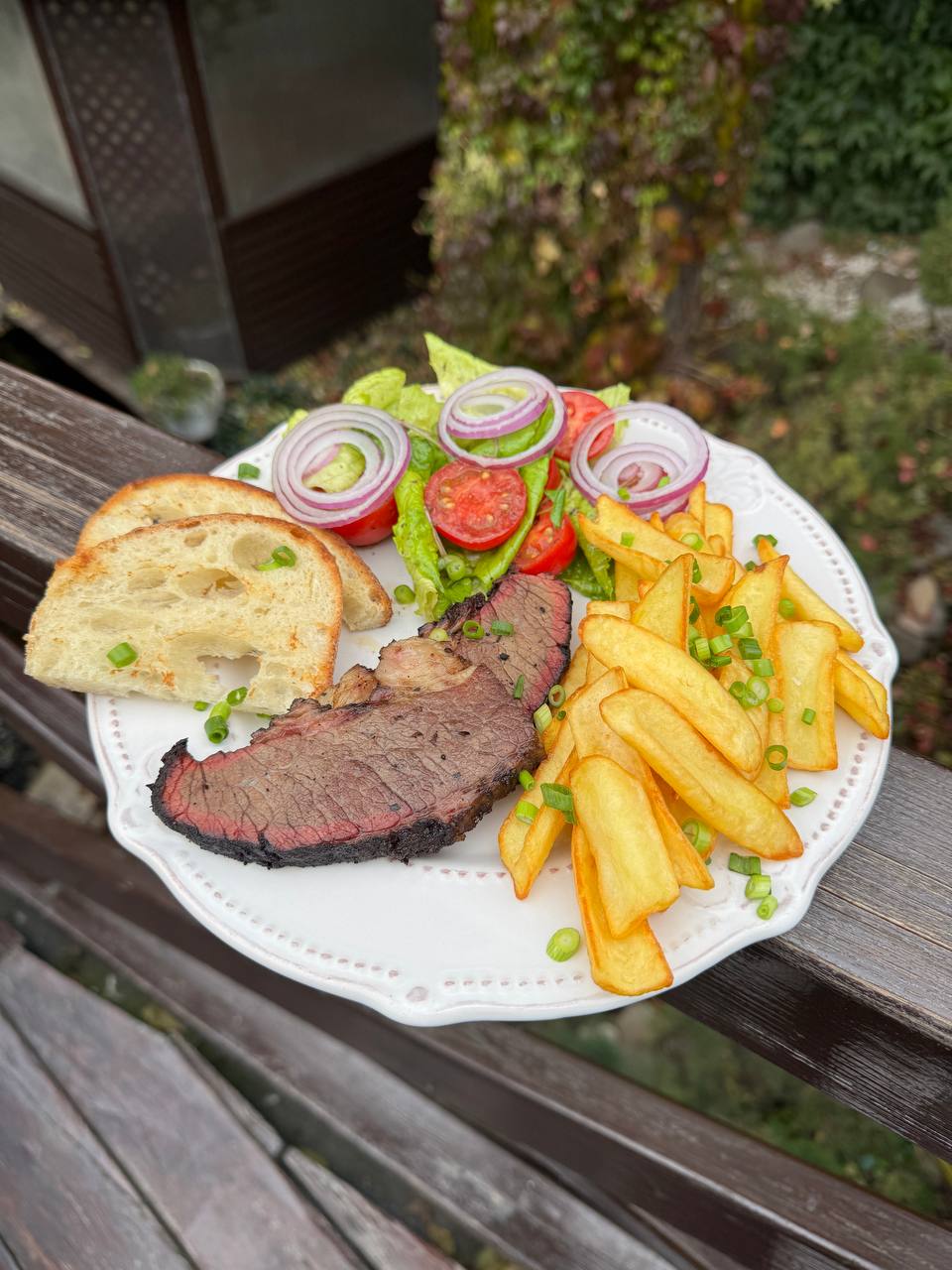 Бріскет з картопляними діпами